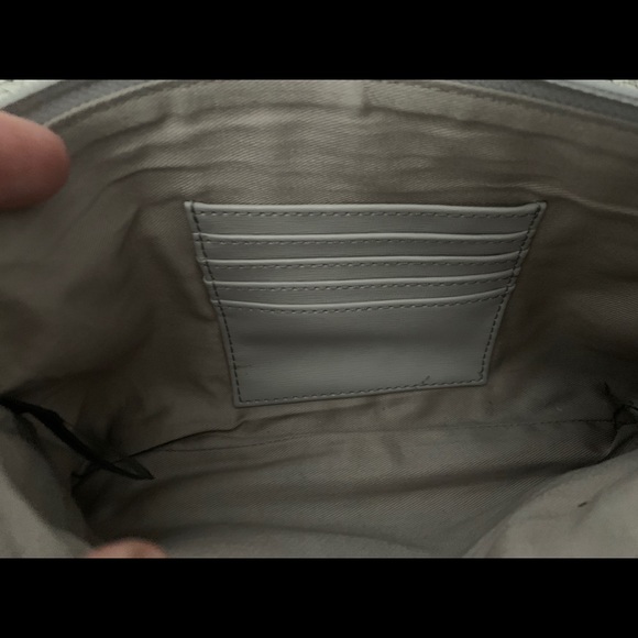 Fossil grey crossbody/shoulder bag - Picture 4 of 6